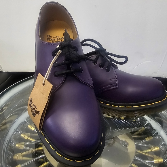 Dr. Martens Deep Purple Oxfords - Picture 1 of 6